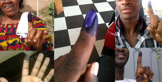 ivorians vote 2010 sml Ivory Coast Presidential Elections are a great Success: Transparent, Peaceful & Well Organised