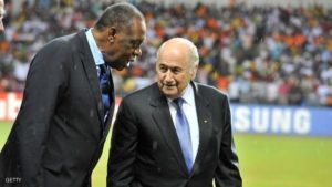 FIFA - Issa Hayatou président de la FIFA par intérim?